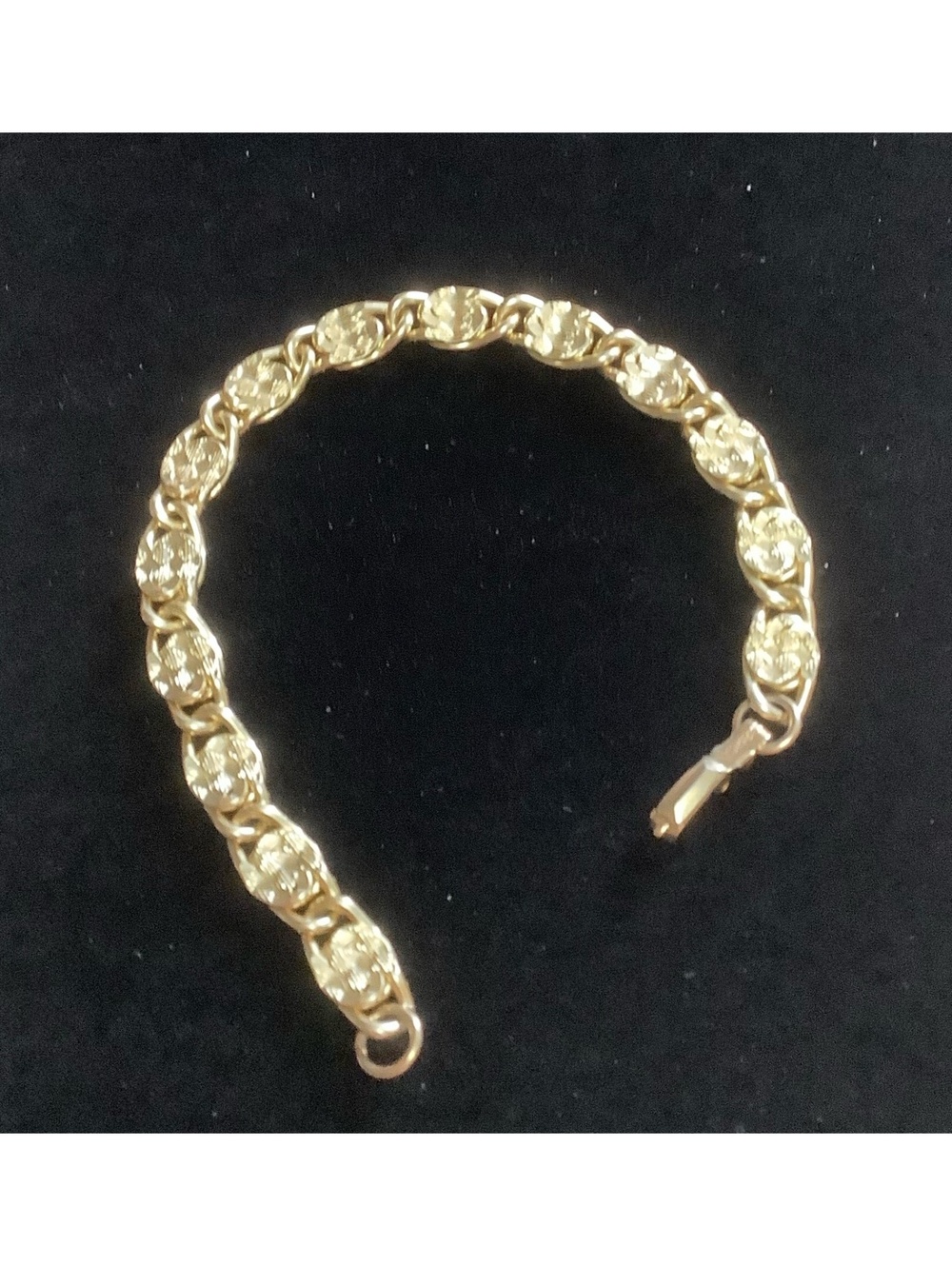 Vintage Sarah Coventry Gold Tone Textured Oval Link Bracelet 7” Signed Sarah Cov